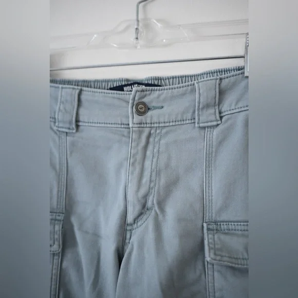 Hollister Women’s Light Gray Low-Rise Baggy Cargo Pants Sz 4R - Picture 4 of 16